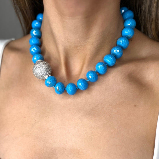 Blue Quartz Disco Gemstone Necklace
