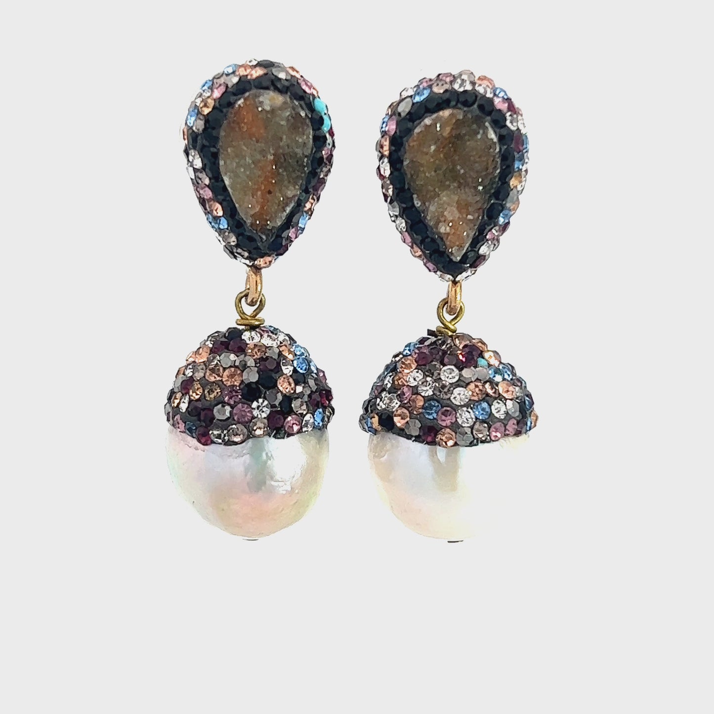 Load and play video in Gallery viewer, Gemstone Pearl Drop Earring
