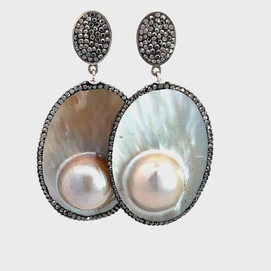 Load and play video in Gallery viewer, Blister Pearl Sterling Silver Earring
