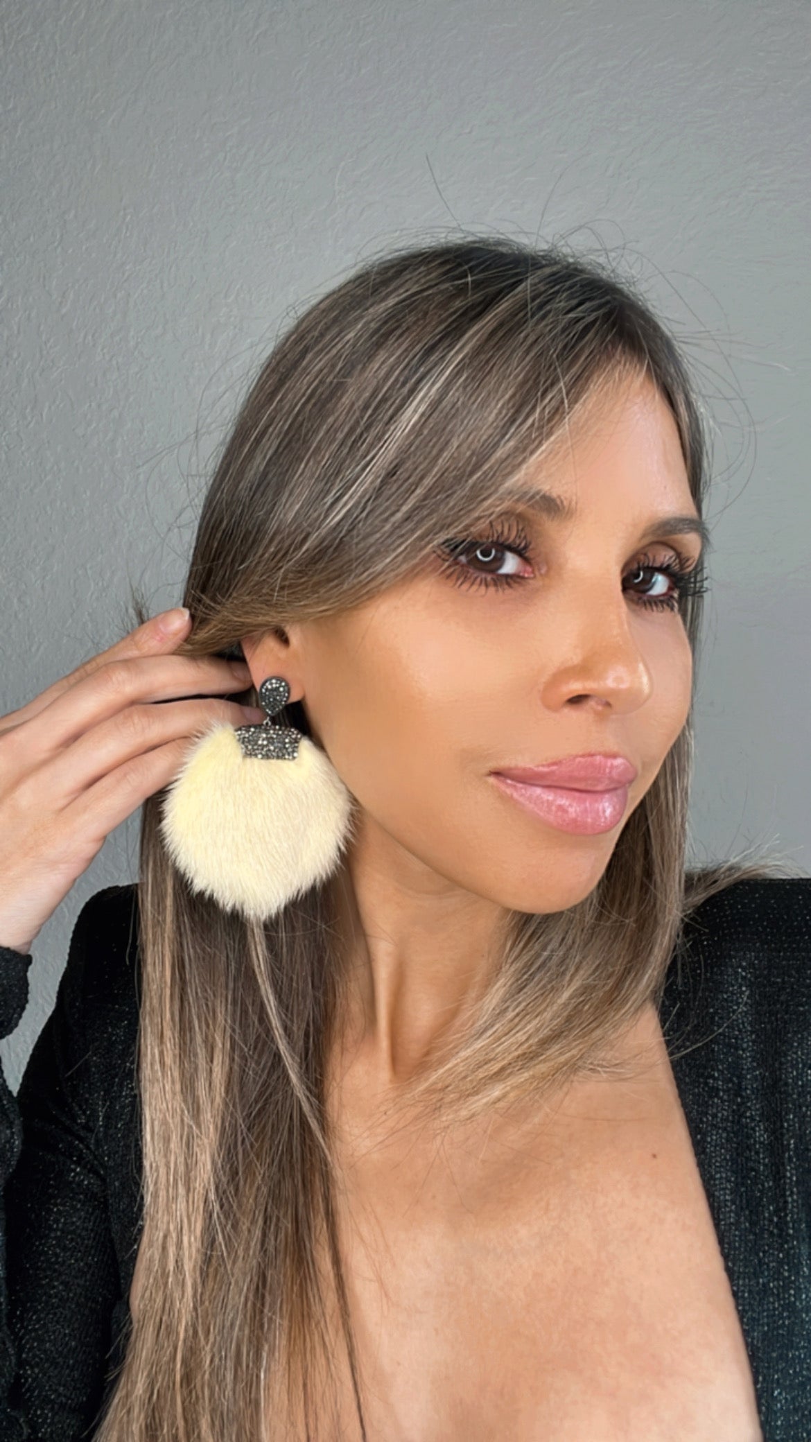 Load image into Gallery viewer, Yellow Fur and Crystal Statement Earring - Born To Glam
