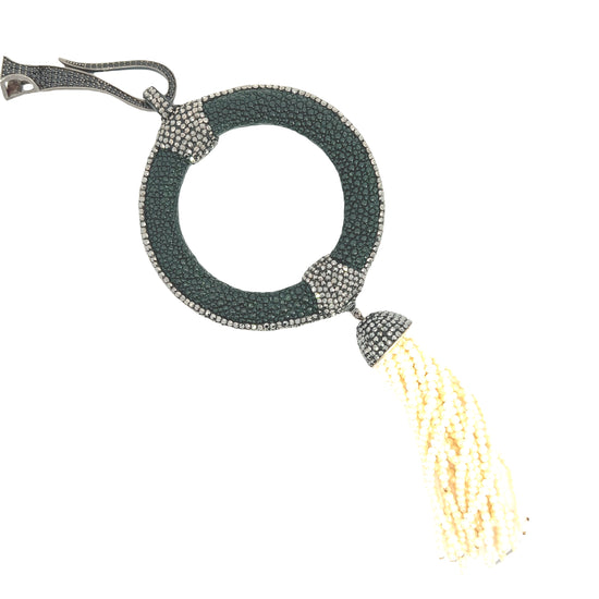 Load image into Gallery viewer, Hunter Green Shagreen Pendant Necklace - Born To Glam

