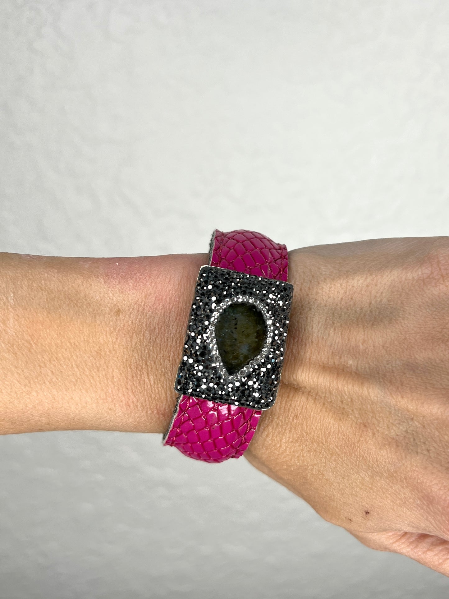 Load image into Gallery viewer, Hot Pink Leather Gemstone Bracelet Cuff
