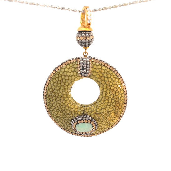 Load image into Gallery viewer, Olive Oasis Pendant - Born To Glam
