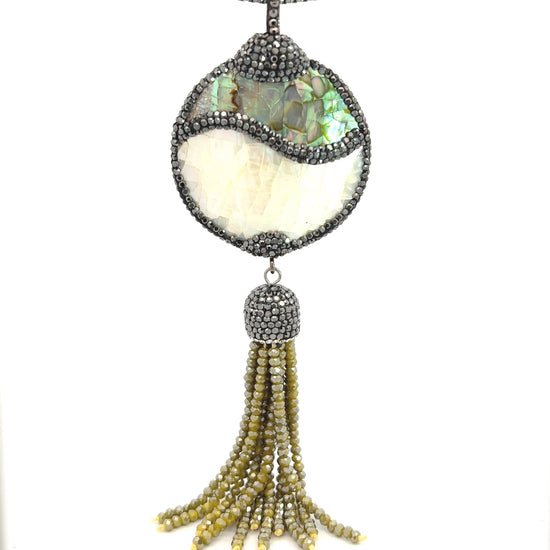 Load image into Gallery viewer, Mother of Pearl Green Tassel Pendant - Born To Glam
