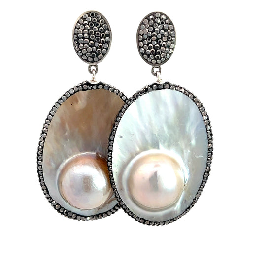 Blister Pearl Oval Earring - Born To Glam