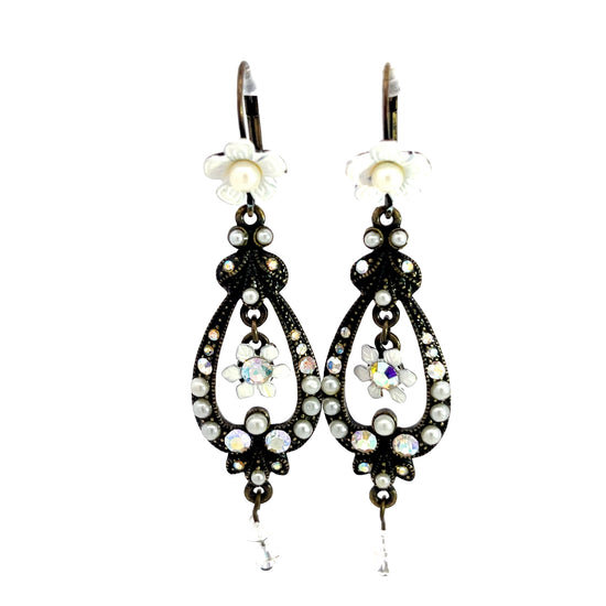 Load image into Gallery viewer, White Oval Flower Dangle Earring - Born To Glam
