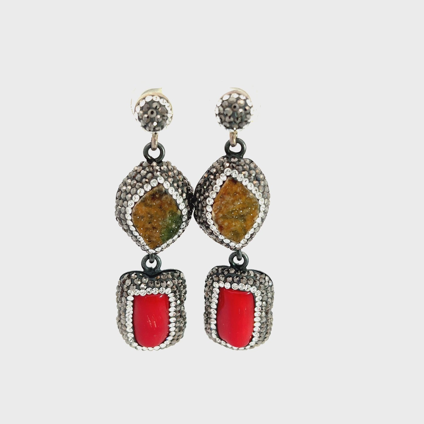 Load and play video in Gallery viewer, Red Green Gemstone Dangle Earring
